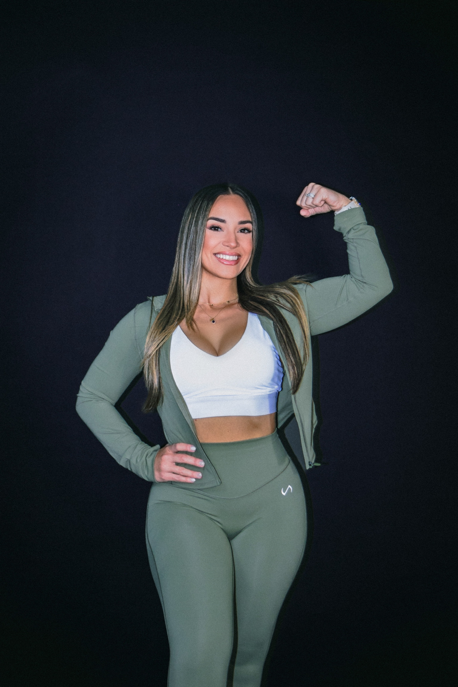 Dr. J — Janessie Ibañez, Physical Therapist and Personal Trainer